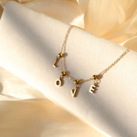 Immagine di Collana  Acciaio Inox lettere LOVE ad ago Regolabile - INCANTO
