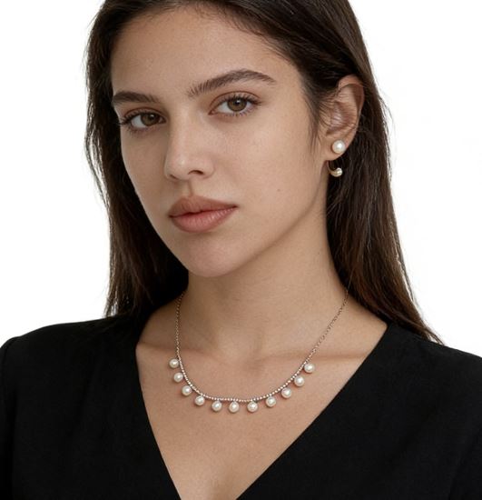 Immagine di Collana Perle Acciaio Inox Elegante Donna  -  Adoro